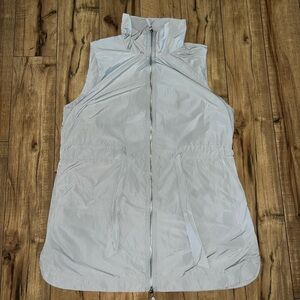 Light gray vest